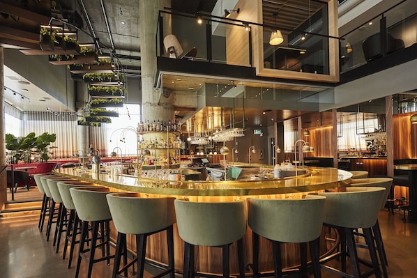 Bar (in der Unterkunft)
