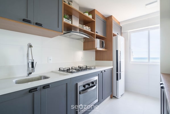Basic Apartment | Private kitchen