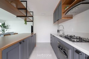 Basic Apartment | Private kitchen