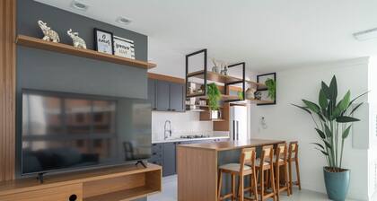 2BR Seaview apt Near Itapema Beach Sem501