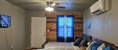 Wi-Fi gratuit, draps fournis