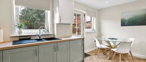 Microwave, oven, stovetop, dishwasher