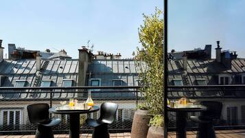 Junior Suite with Terrace | Terrace/patio