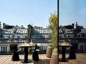 غرفة جونيور مزدوجة | شرفة/رواق