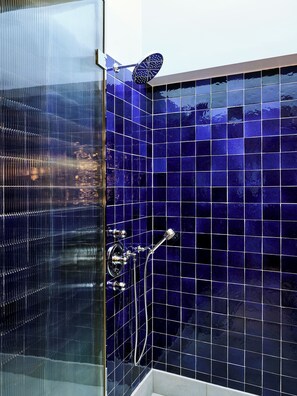 Chambre Double Junior | Salle de bain