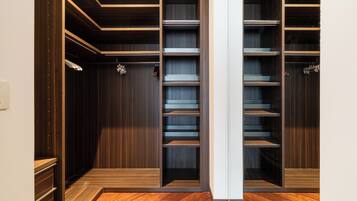 Apartamento | Ferros/tábuas de passar roupa, berços (sobretaxa), Wi-Fi de cortesia