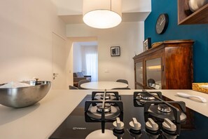 Fridge, dishwasher, toaster