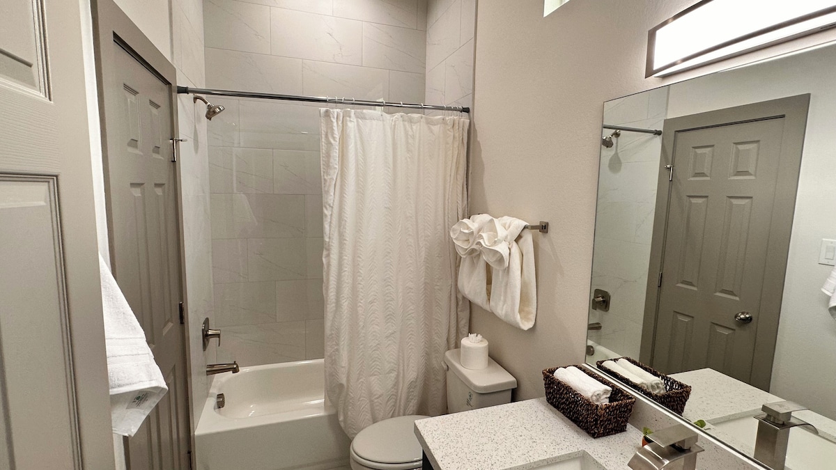Photo 17 of Awesome Stay with Backyard in a New Duplex by City Center, Memorial I-10 & BW-8