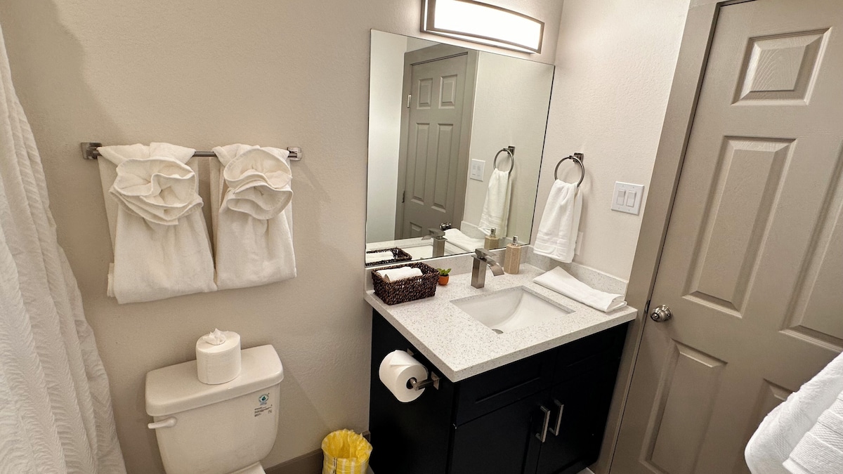Photo 16 of Awesome Stay with Backyard in a New Duplex by City Center, Memorial I-10 & BW-8
