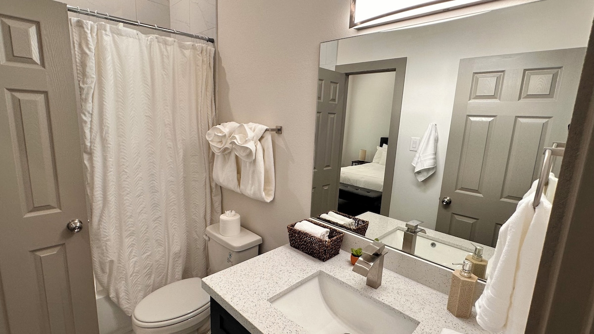 Photo 18 of Awesome Stay with Backyard in a New Duplex by City Center, Memorial I-10 & BW-8