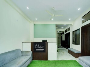 House | Reception