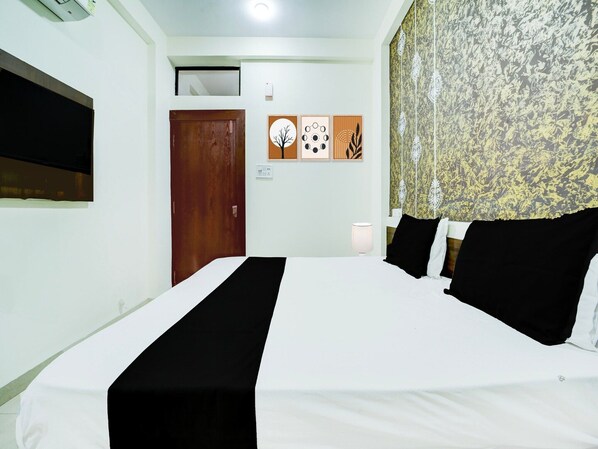 House | 1 bedroom - Collection O Hotel Sp14 (Indore)