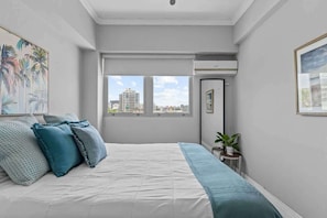 3 dormitorios, tabla de planchar con plancha, wifi y ropa de cama