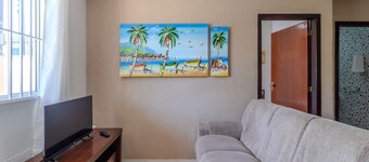 3BR House w/ Pool & Bbq, 500m Beach Rua0226