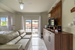 Living area - 2BR Apt 260m From Canto Beach Itapema Rtl0302 (Itapema)