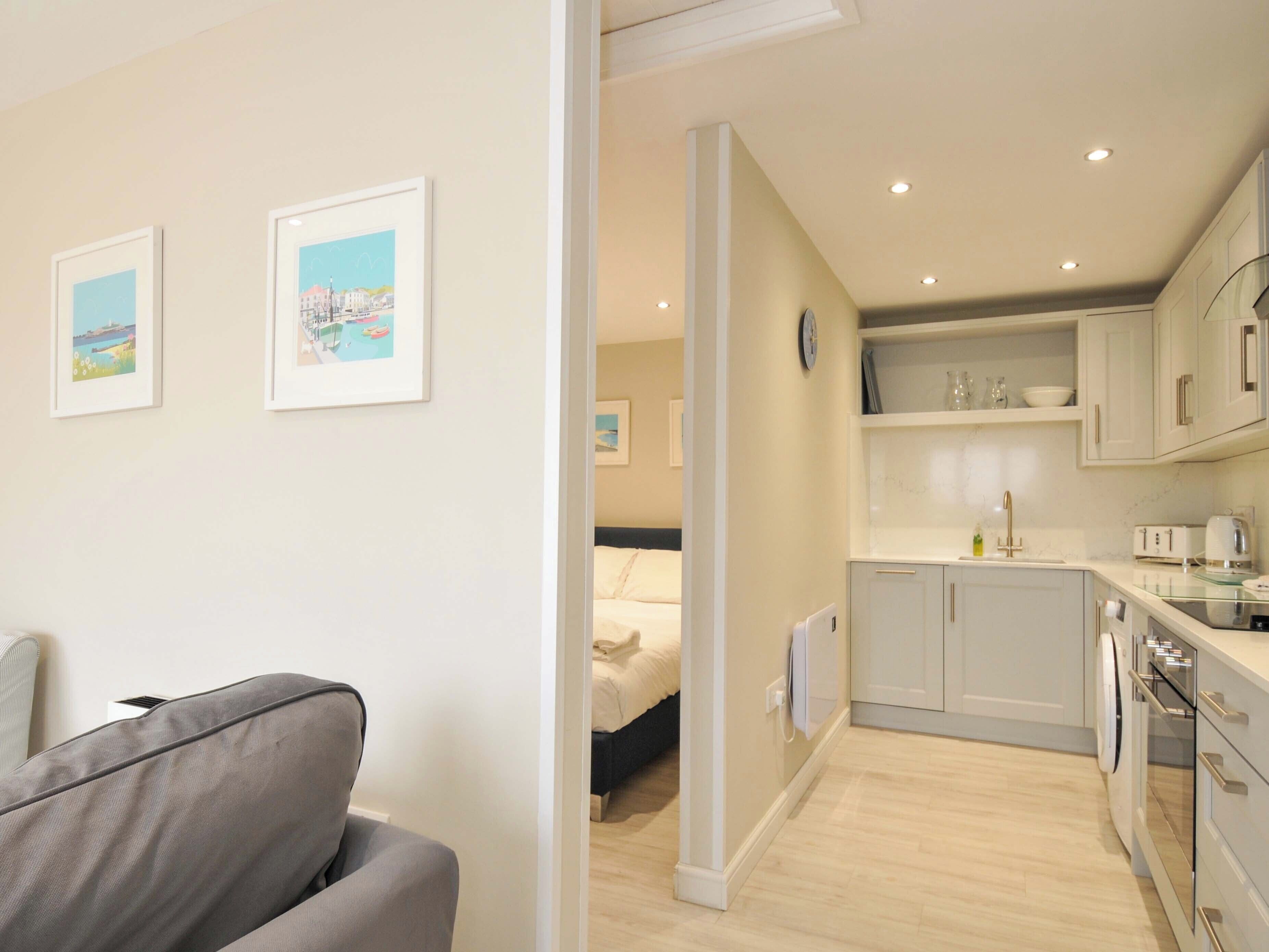 1 phòng ngủ, trang trí khác biệt 