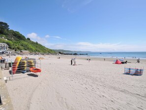 Beach nearby - Evelyn (Looe)
