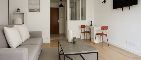 Studio | Living area