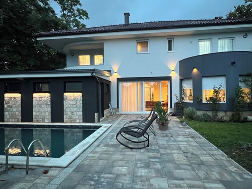 Comfortable family Vila,with swimming pool and privacy garden.Enjoy Villa Aleja!