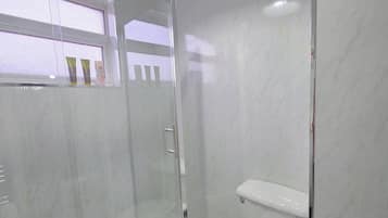 House, 3 Bedrooms, Smoking | Bathroom