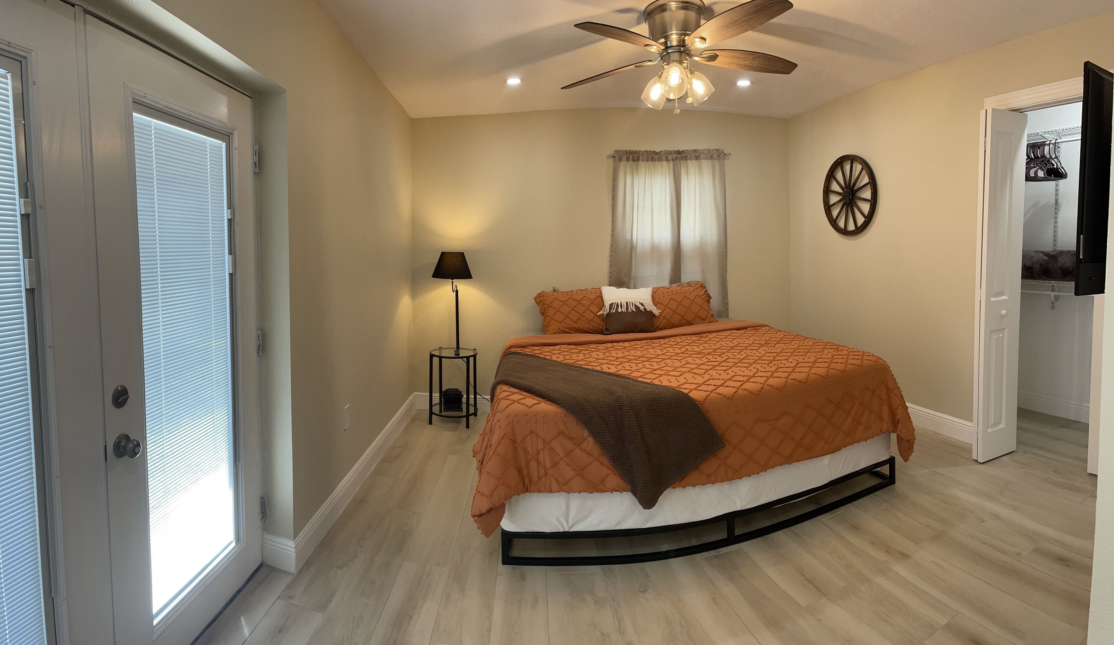 4 habitaciones, wifi gratis y ropa de cama 