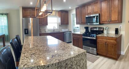 Island house
15 Minutes from Port Canaveral