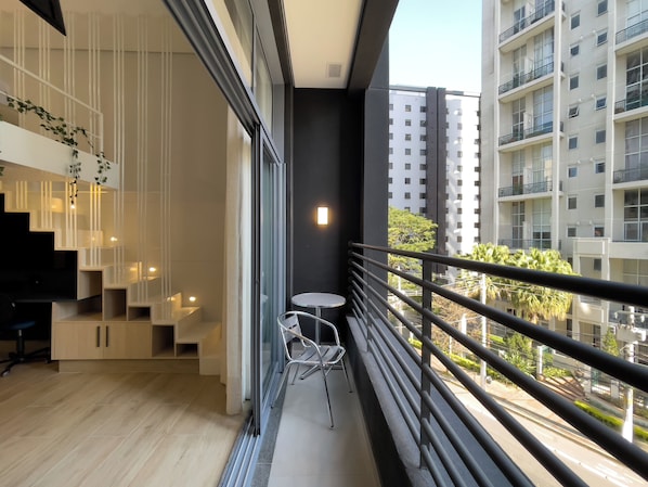 Estudio | Patio hawaiano