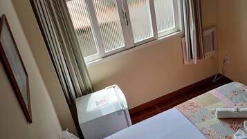 Habitació doble estàndard, 1 llit doble, vistes a la muntanya | Wifi gratuïta