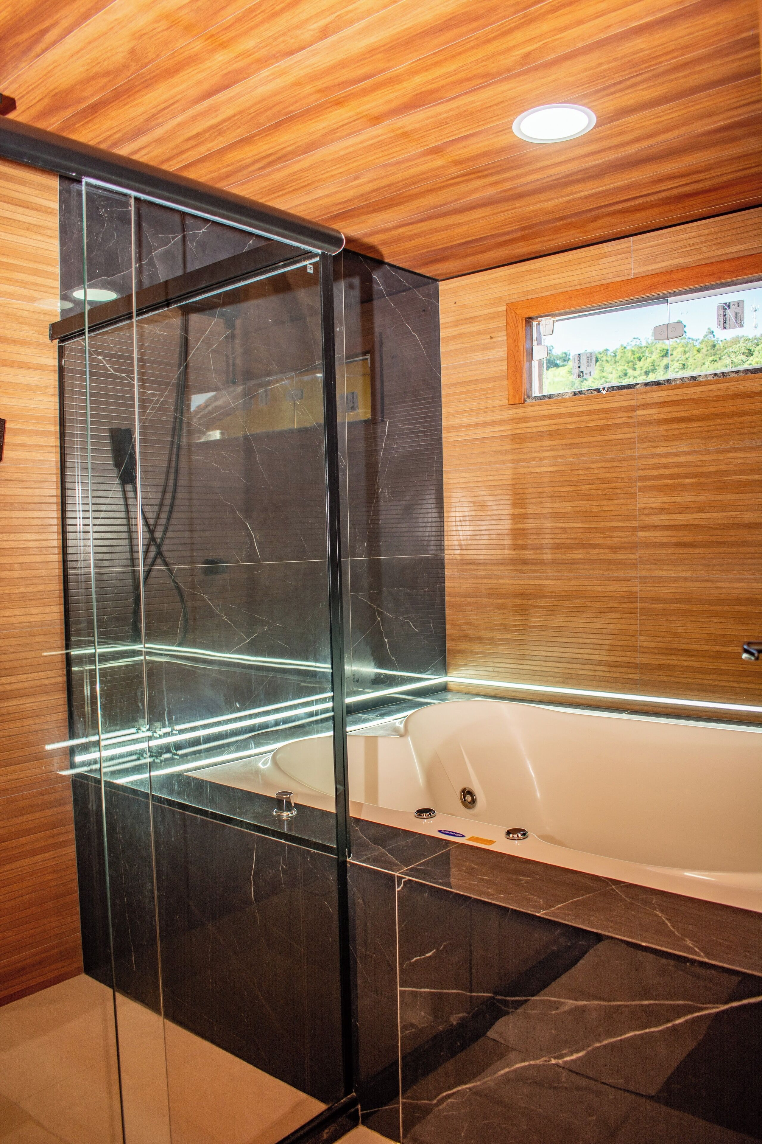 Doppia Luxury | Bagno | Asciugamani, sapone, carta igienica