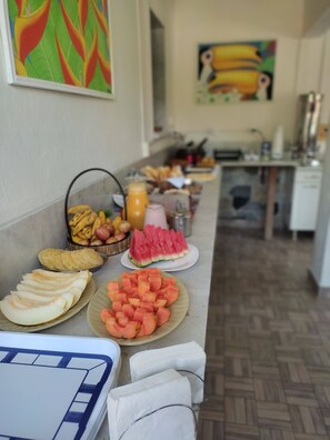 Free daily self-serve breakfast