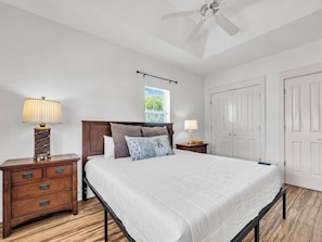 2 chambres, fer et planche à repasser, Wi-Fi gratuit, draps fournis