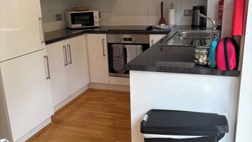 Microwave, oven, stovetop, dishwasher