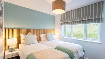 3 bedrooms, WiFi, bed sheets