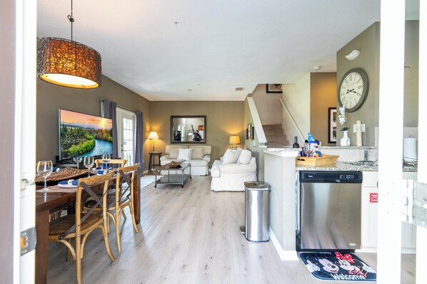 Imagen sin descripción, 1 de 38, botón