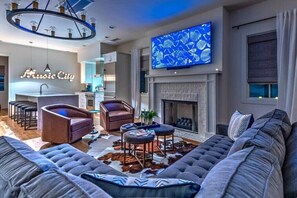 TV, fireplace, offices