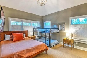 4 quartos, ferros/tábuas de passar roupa, Wi-Fi, roupa de cama