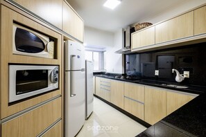 Private kitchen - Apt 4min From sea in BC Close to Everything Rta042 (Balneário Camboriú)