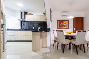 Private kitchen - Apt 4min From sea in BC Close to Everything Rta042 (Balneário Camboriú)