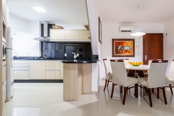 Basic Apartment | Private kitchen