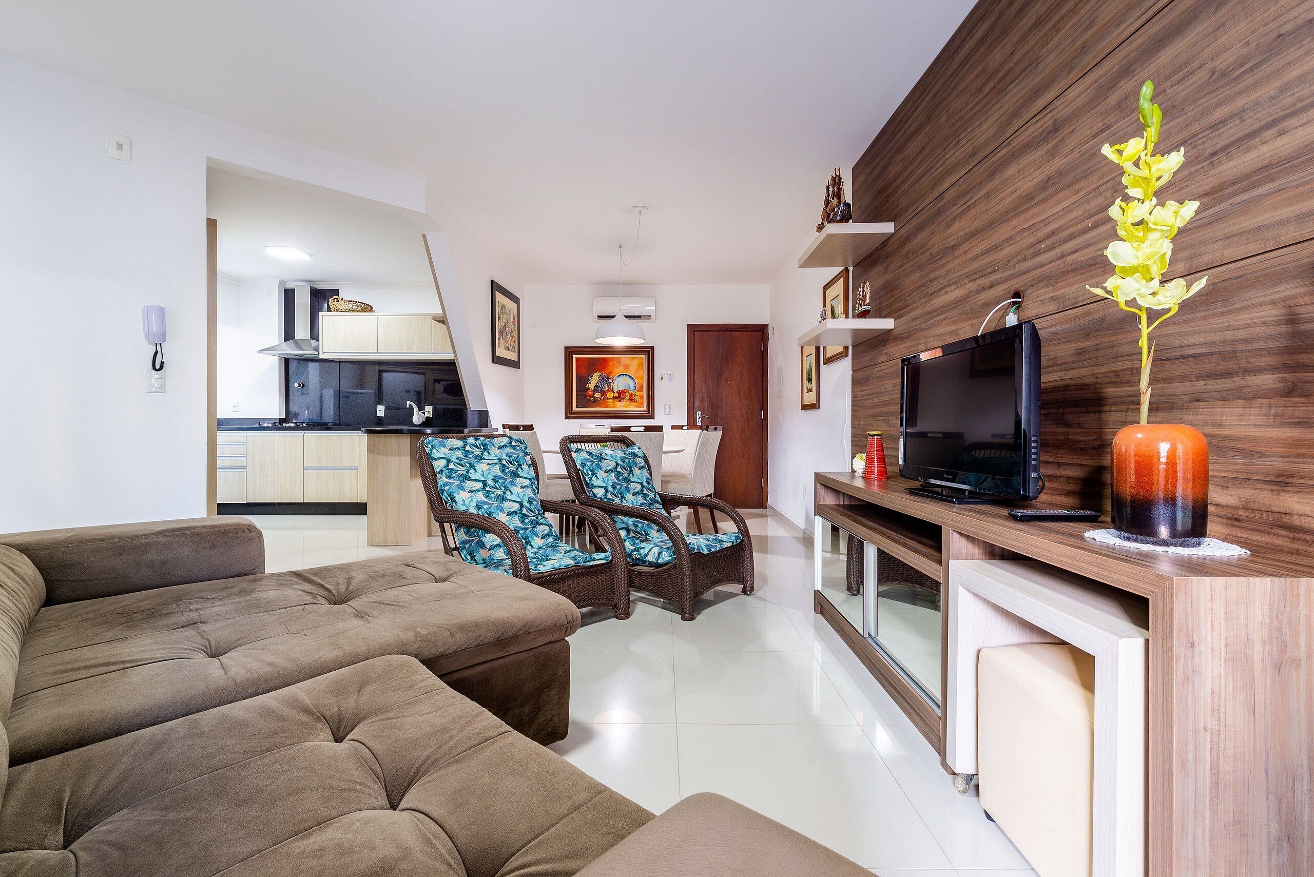 Leilighet – basic | Oppholdsområde | TV