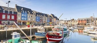 Le Duplex du Port: Parking, Paimpol Center