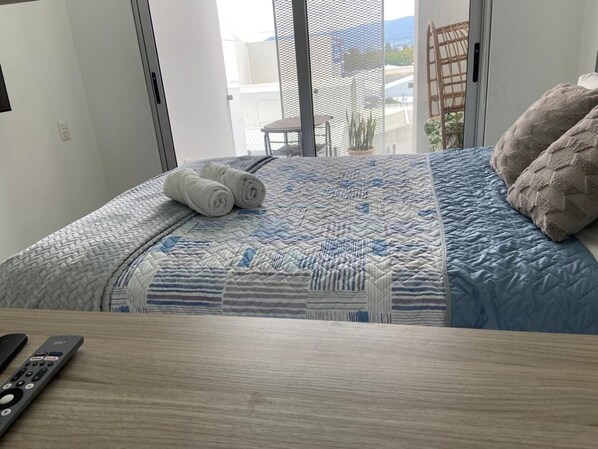 1 室のベッドルーム、アイロン / アイロン台、WiFi、ベッドシーツ