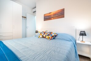 1 bedroom, iron/ironing board