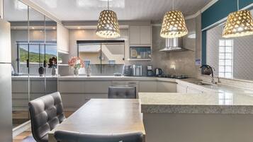 Basic Apartment | Private kitchen