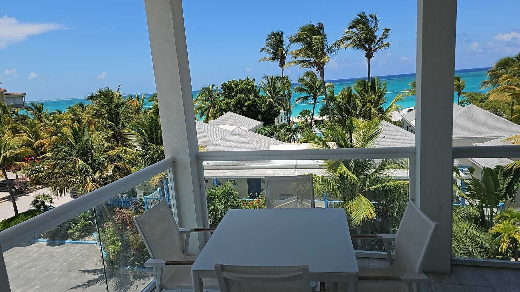2 Bedroom Ocean View Penthouse | Teras/patio