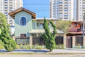 Basic Villa | Exterior - 3BR House w/ BBQ 350m Beach Rst0206 (Penha)