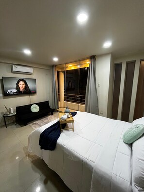 6 Schlafzimmer, Bügeleisen/Bügelbrett, WLAN, Bettwäsche