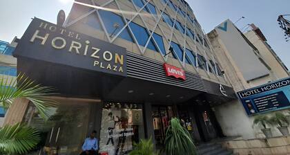 Hotel Horizon Plaza