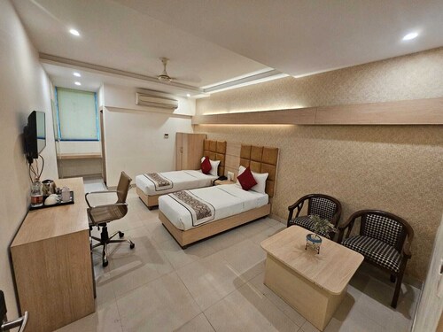 Hotel Horizon Plaza 