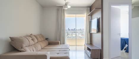 Basic Apartment | Living area